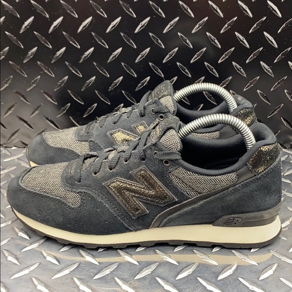 New Balance Shoes - NEW BALANCE 696